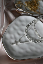Cargar imagen en el visor de la galería, FAITH &amp; FORTUNE CHAINS | Layered Cross Necklace
