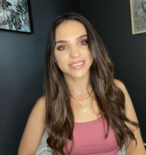 Cargar imagen en el visor de la galería, Layered 14k gold tarnish resistant necklaces. 3mm herringbone necklaced paired with the lions gate pendant necklace
